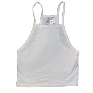 🔴Divided H&M white racerback crop top🔴